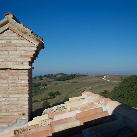 Tenuta Borgo Santa Cecilia Gubbio Bagian luar foto